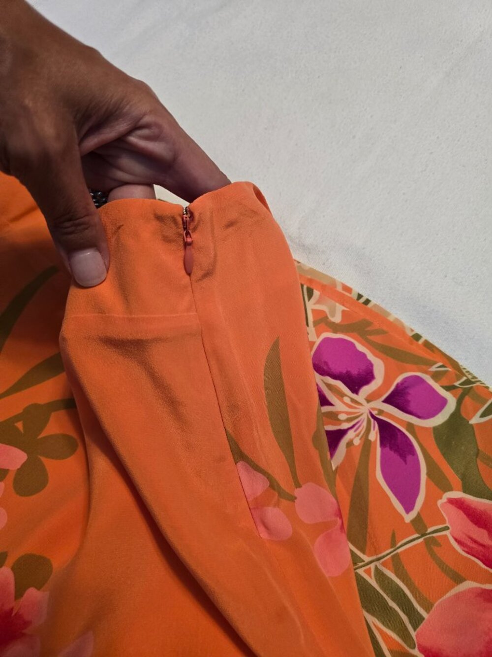 Tori Richard Honolulu 100% Silk Orange Midi Skirt Flowers Paradise Size 4 Lined - Picture 11 of 13